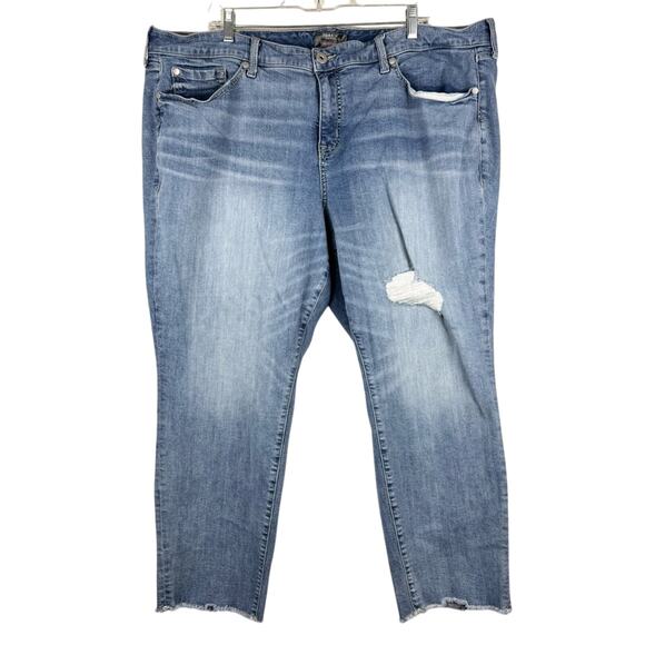 Torrid Crop Boyfriend Straight Vintage Stretch Mid-Rise Jean In Psyche Wash - 24 - Picture 7 of 15